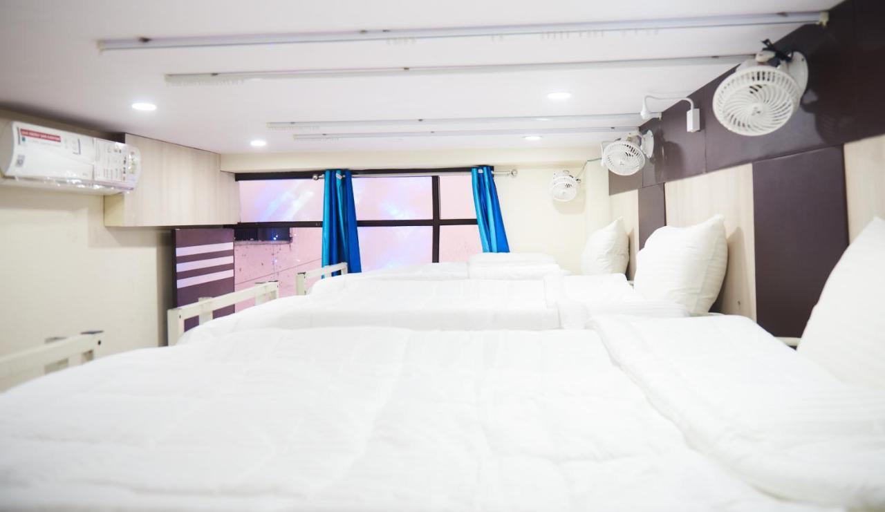 Himalayan Hostel نيودلهي الغرفة الصورة